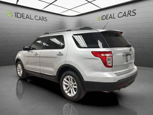 Used 2014 Ford Explorer XLT FWD image 7