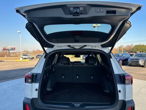 New 2026 Subaru Outback Touring XT image 9