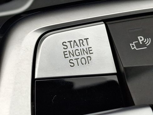 Used 2025 BMW X1 xDrive28i image 22