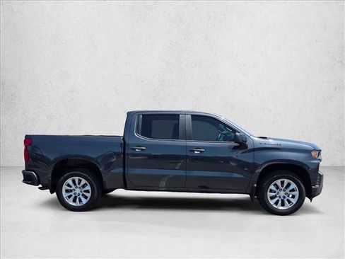 Certified 2022 Chevrolet Silverado 1500 Custom RWD image 9