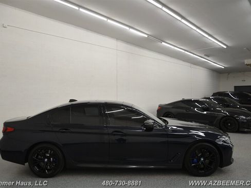 Used 2022 BMW M550i xDrive w/ Executive Package image 7
