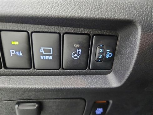 Used 2020 Toyota Sienna Limited Premium image 27