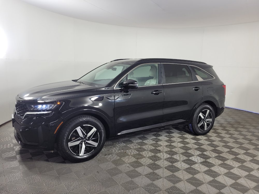 Used 2021 Kia Sorento S FWD image 2