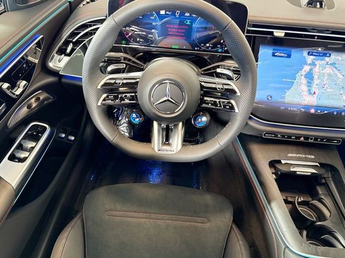 New 2026 Mercedes-Benz E 53 AMG e 4MATIC Sedan image 20