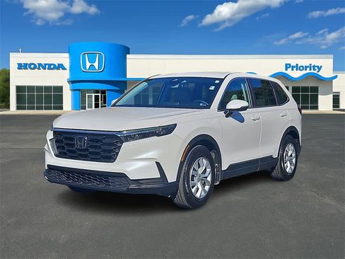 Used 2025 Honda CR-V LX image 1