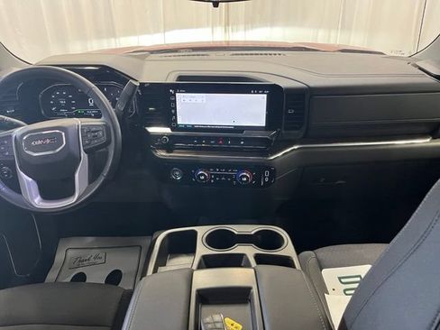 Used 2023 GMC Sierra 1500 Elevation AWD/4WD image 5