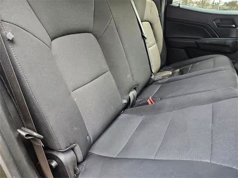 Used 2023 Chevrolet Colorado W/T image 19