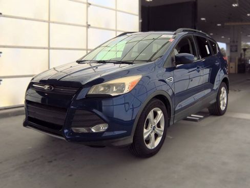 Used 2014 Ford Escape SE w/ Equipment Group 201A FWD image 1