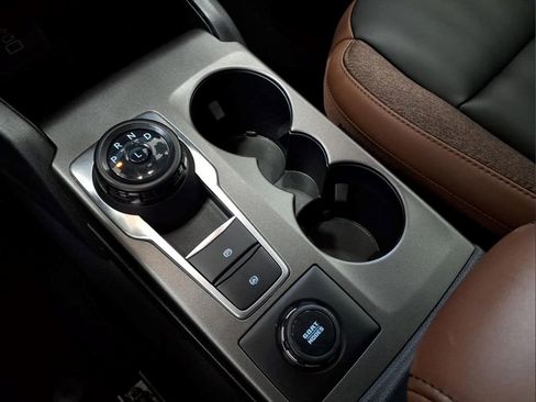 Certified 2025 Ford Bronco Sport Outer Banks w/ Outer Banks Tech Package+ image 12