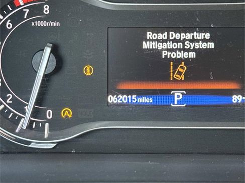 Used 2016 Honda Pilot Touring image 28