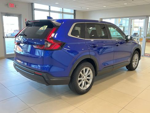 Used 2025 Honda CR-V EX image 6