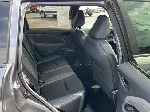 Used 2026 Subaru Forester Wilderness w/ Wilderness Package AWD/4WD image 27