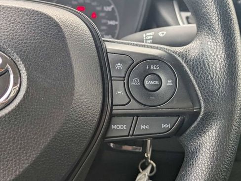 Used 2024 Toyota Corolla LE image 24