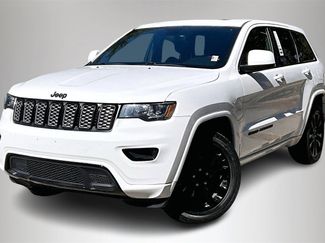 Used 2017 Jeep Grand Cherokee Altitude video 1