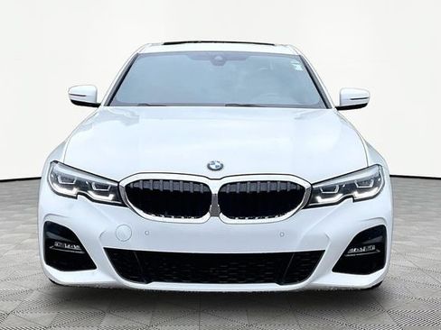 Used 2021 BMW 330i Sedan w/ M Sport Package RWD image 2