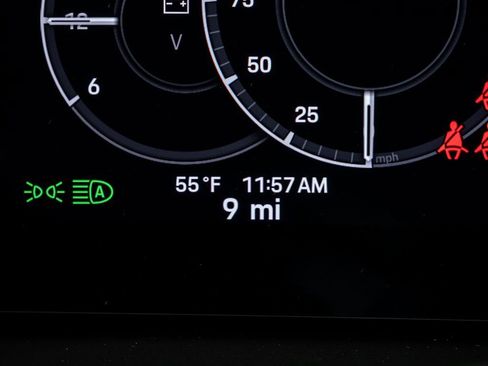 New 2026 Porsche Cayenne Base image 12