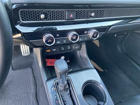 Used 2025 Honda Civic Sport image 37