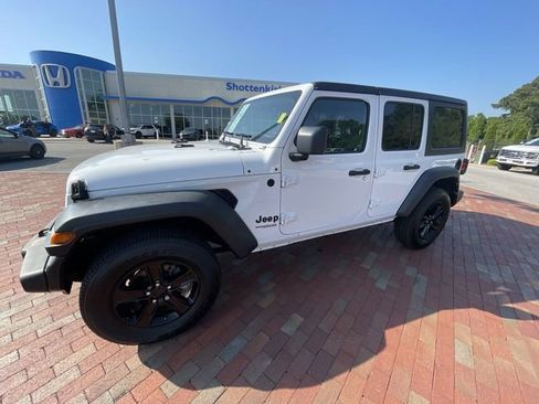 Used 2022 Jeep Wrangler Unlimited Sport AWD/4WD image 26