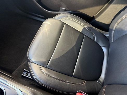 Used 2019 Chevrolet Traverse LT image 29