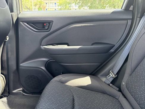 Used 2025 Subaru Forester Premium w/ Convenience Package #1 AWD/4WD image 16