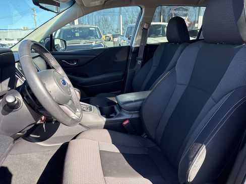 Used 2021 Subaru Outback Premium image 4