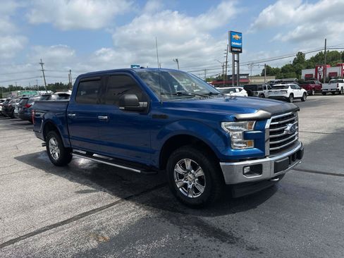Used 2017 Ford F150 XLT w/ Equipment Group 302A Luxury AWD/4WD image 6