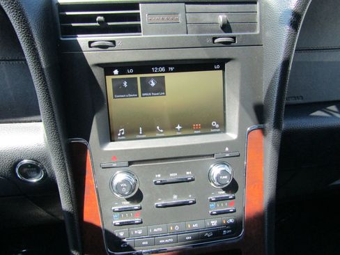 Used 2016 Lincoln Navigator L Select image 19