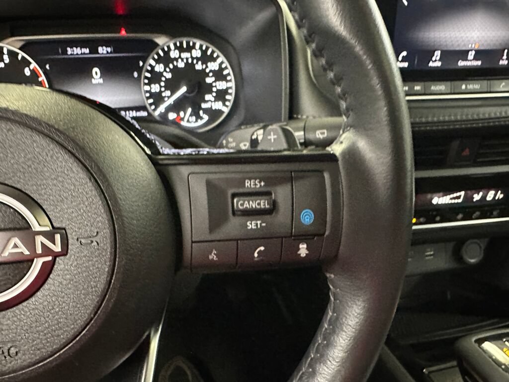 Used 2023 Nissan Rogue SV w/ SV Premium B Package AWD/4WD image 12