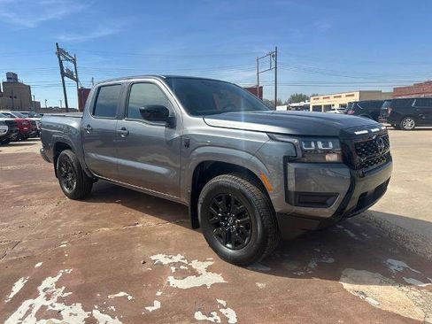 Certified 2026 Nissan Frontier SV w/ All-Weather Content Package image 9