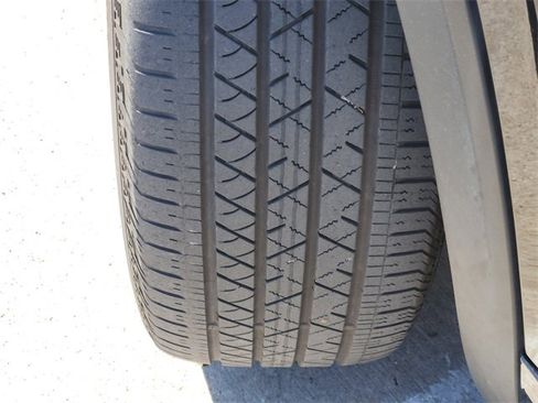 Used 2024 Volkswagen Atlas Cross Sport SEL R-Line image 11