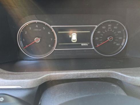 Certified 2023 Kia Sorento S w/ Panoramic Sunroof Package image 2