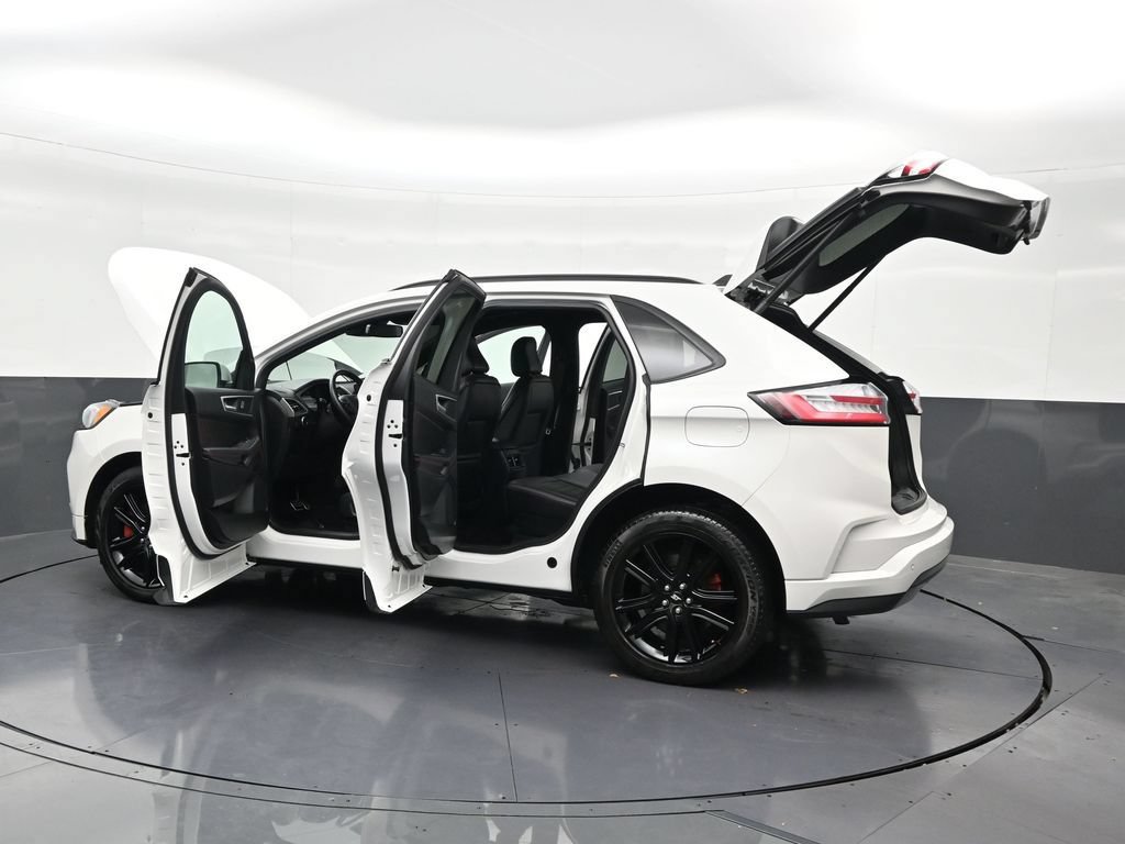 Used 2024 Ford Edge ST-Line AWD/4WD image 39