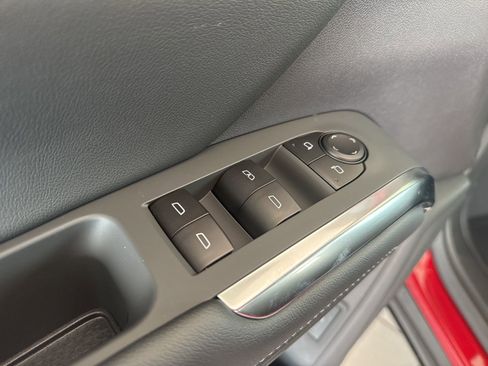 New 2026 Chevrolet Traverse LT w/ Driver Confidence Package image 19