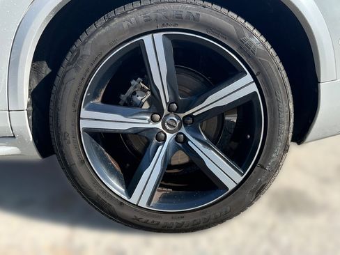Used 2019 Volvo XC90 T6 R-Design w/ Advanced Package AWD/4WD image 6