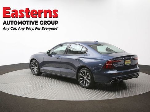 Used 2022 Volvo S60 B5 Momentum image 63