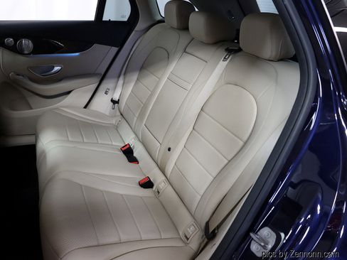 Used 2017 Mercedes-Benz GLC 300 GLC 300 4MATIC SUV w/ Premium 2 Package image 13