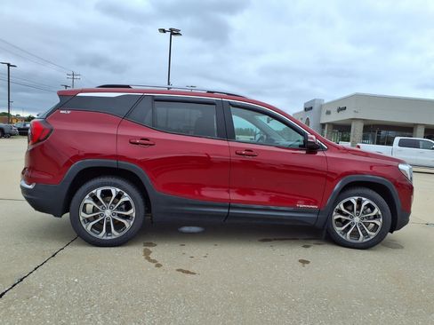 Used 2019 GMC Terrain SLT w/ Preferred Package FWD image 37