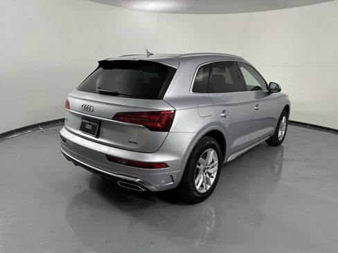 Used 2023 Audi Q5 2.0T Premium w/ Convenience Package AWD/4WD image 36