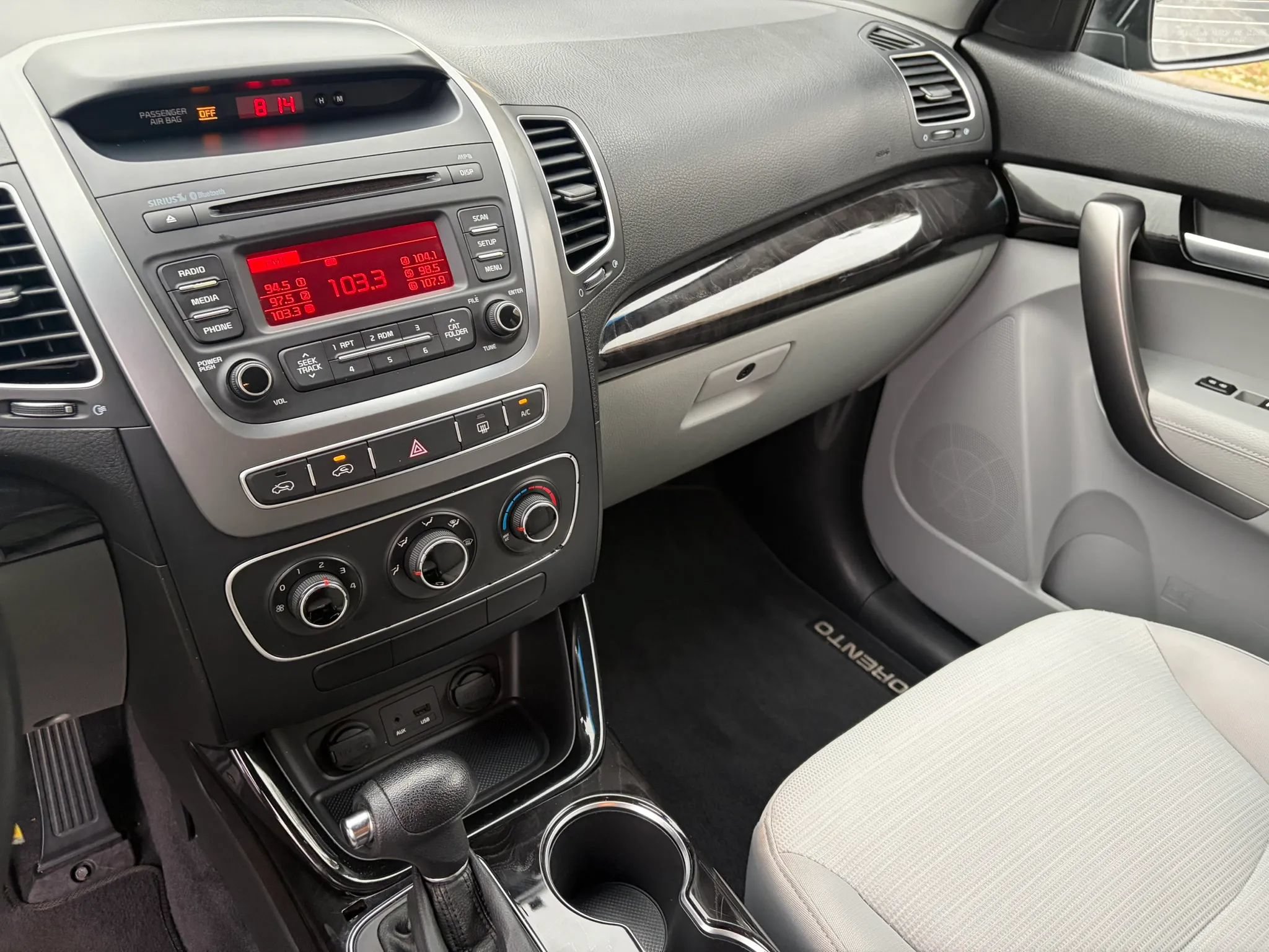 Used 2014 Kia Sorento LX FWD image 14
