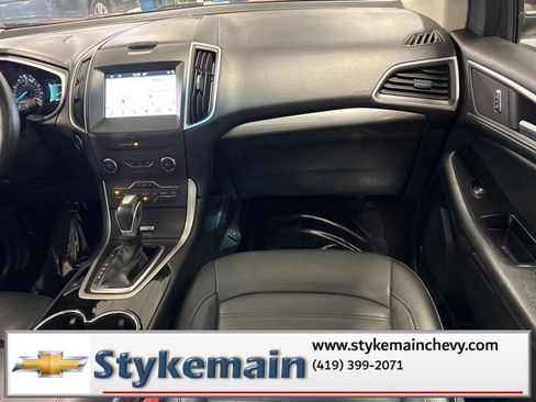 Used 2017 Ford Edge SEL w/ Equipment Group 201A image 18