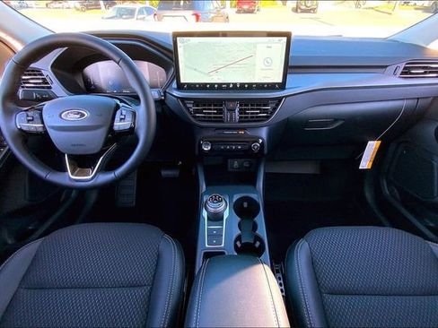 New 2025 Ford Escape SE image 5