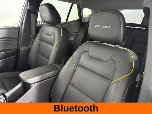 Used 2026 Chevrolet Trax ACTIV w/ Sunroof Package FWD image 12