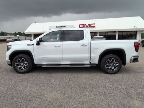 New 2026 GMC Sierra 1500 SLT w/ SLT Premium Package AWD/4WD image 2