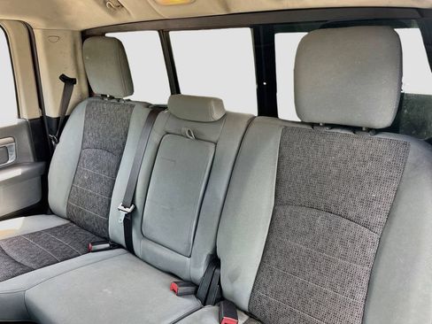 Used 2017 RAM 1500 Big Horn RWD image 23