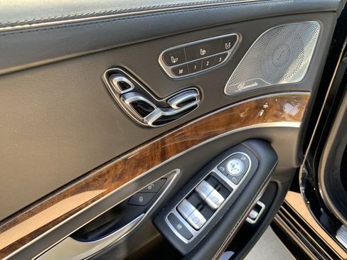 Used 2016 Mercedes-Benz S 550 Sedan image 15