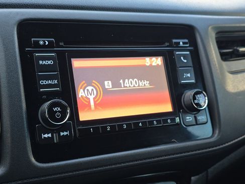 Used 2016 Honda HR-V LX image 24