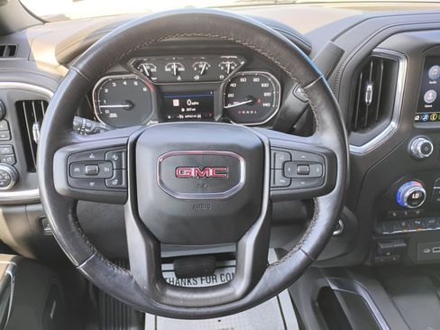 Used 2022 GMC Sierra 2500 AT4 w/ AT4 Preferred Package AWD/4WD image 17