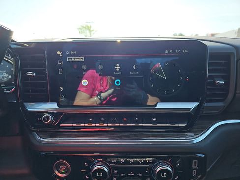 Used 2024 GMC Sierra 1500 Elevation image 23