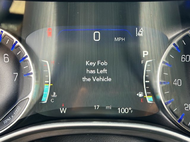 New 2027 Chrysler Pacifica Select FWD image 12