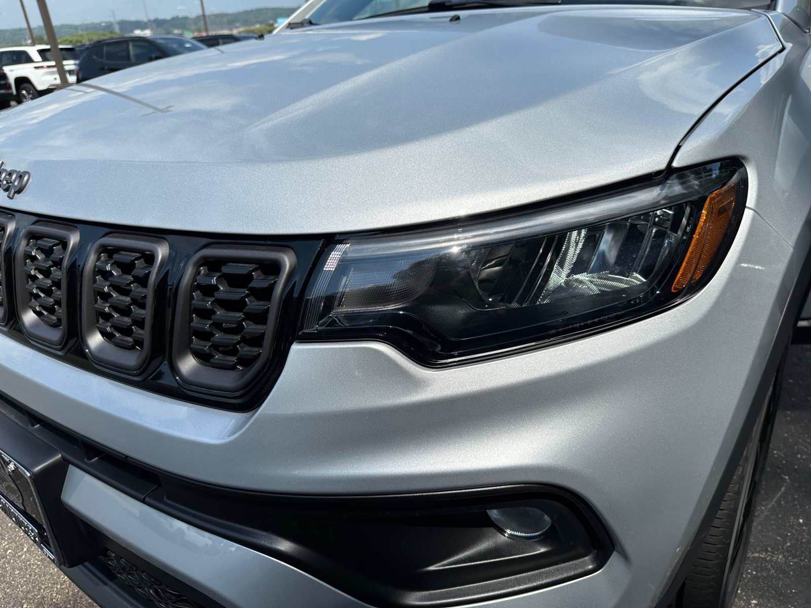 New 2026 Jeep Compass Latitude AWD/4WD image 41